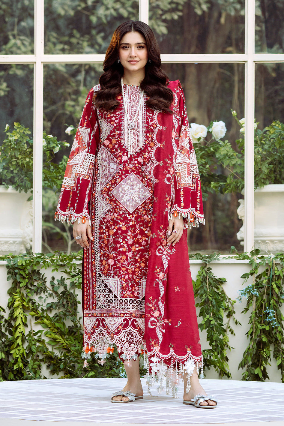 - 3PC LAWN EMBROIDERED collection