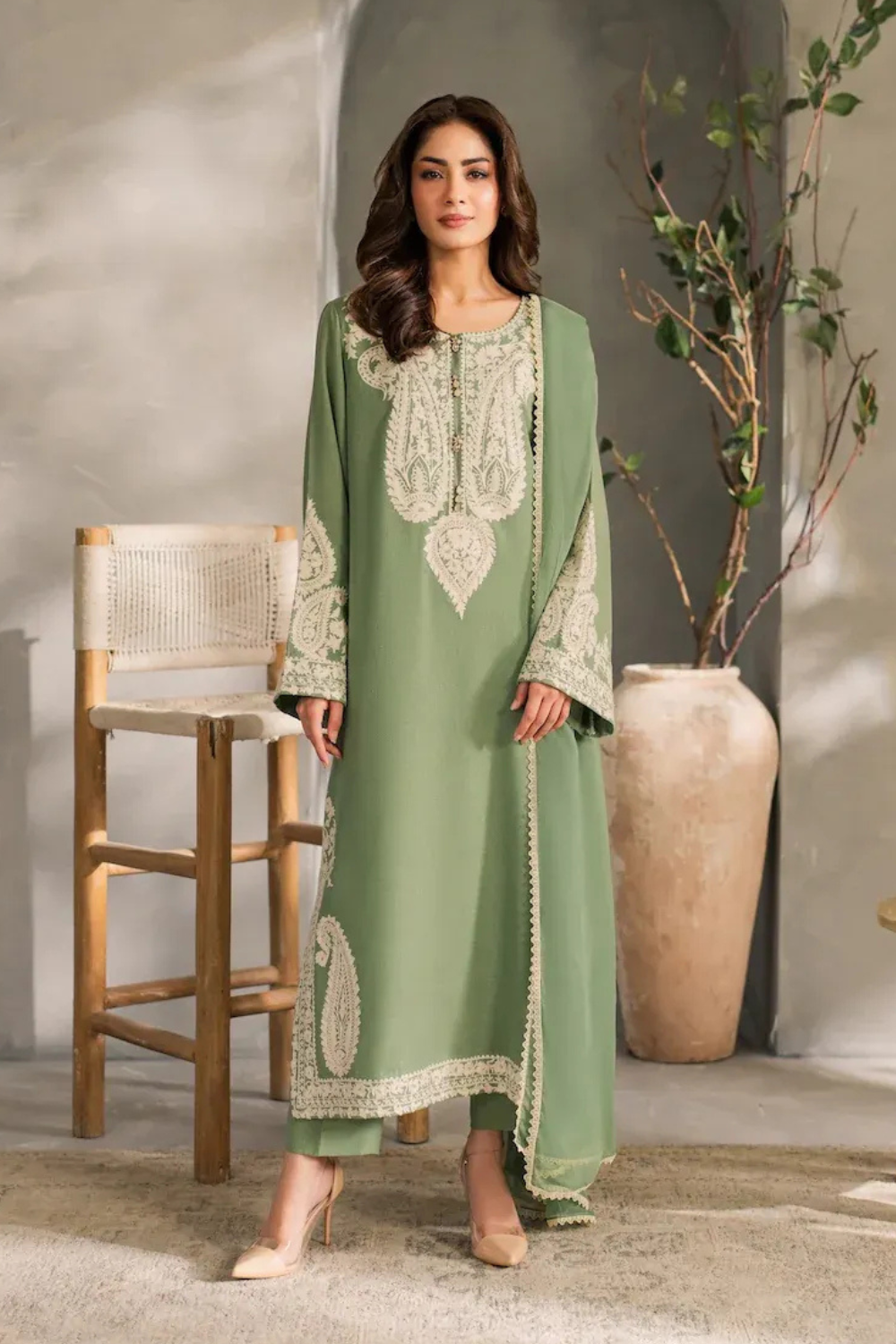 Summer Bloom – Embroidered Lawn (Copy 2)